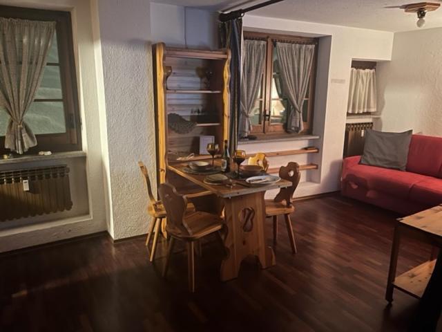 Perla Di Montagna Apartment Courmayeur Exterior foto